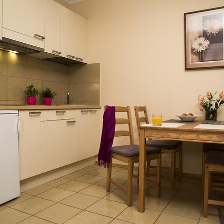 Apartamenty Tww Ochota Warschau Exterior foto