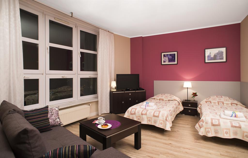 Apartamenty Tww Ochota Warschau Zimmer foto